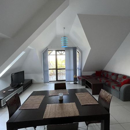 Stunning 2-Bed Apartment In Sea Resort Varna Saints Constantine and Helena ภายนอก รูปภาพ