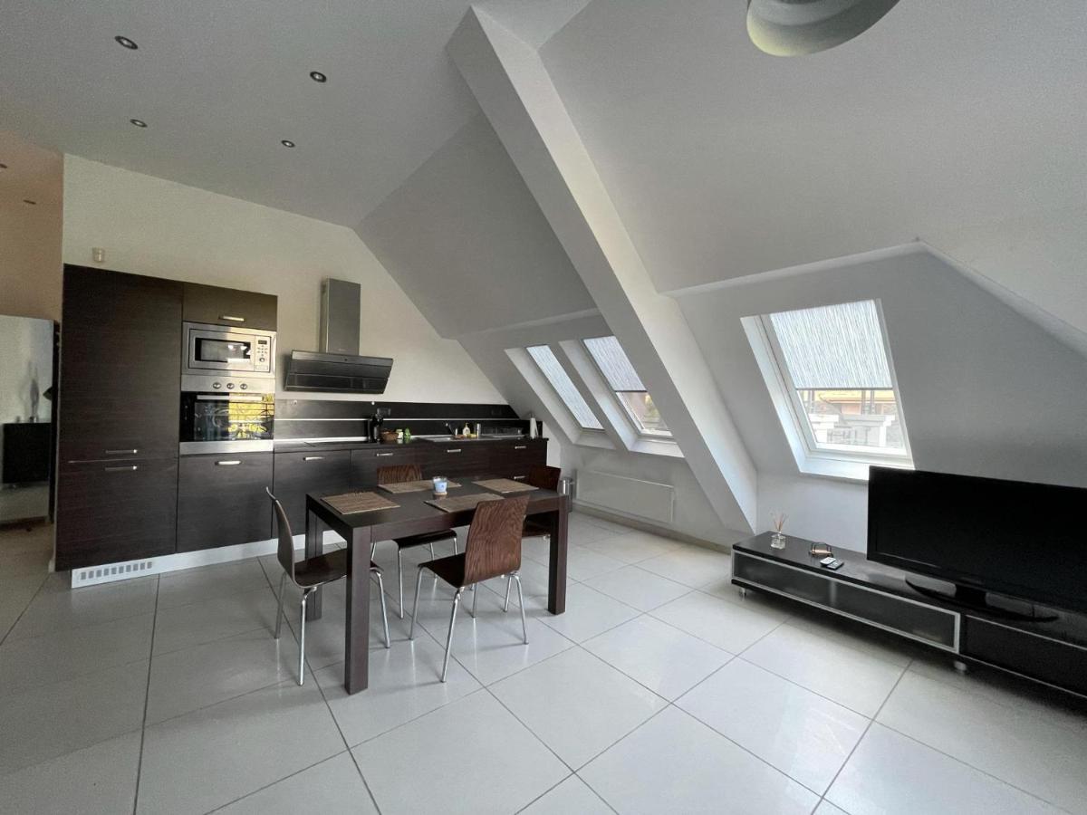 Stunning 2-Bed Apartment In Sea Resort Varna Saints Constantine and Helena ภายนอก รูปภาพ