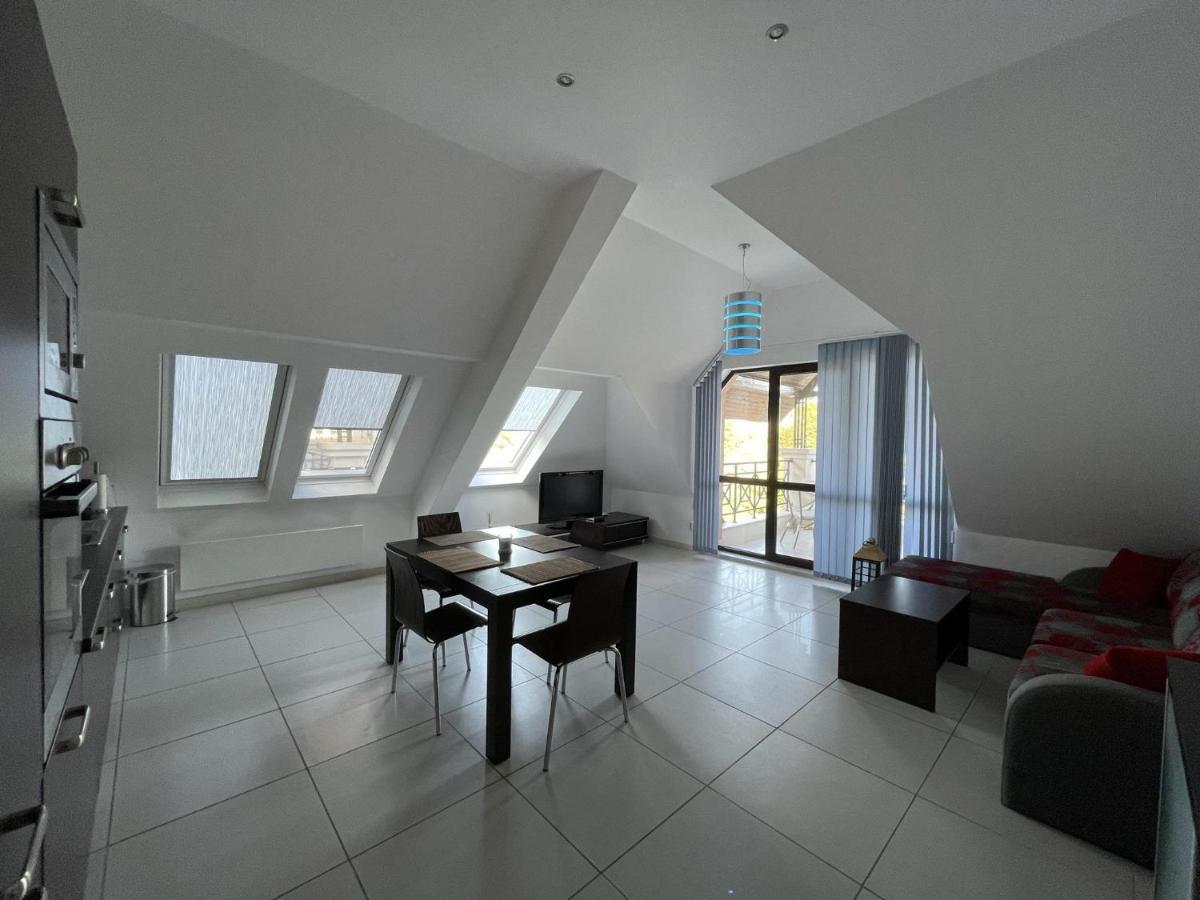 Stunning 2-Bed Apartment In Sea Resort Varna Saints Constantine and Helena ภายนอก รูปภาพ