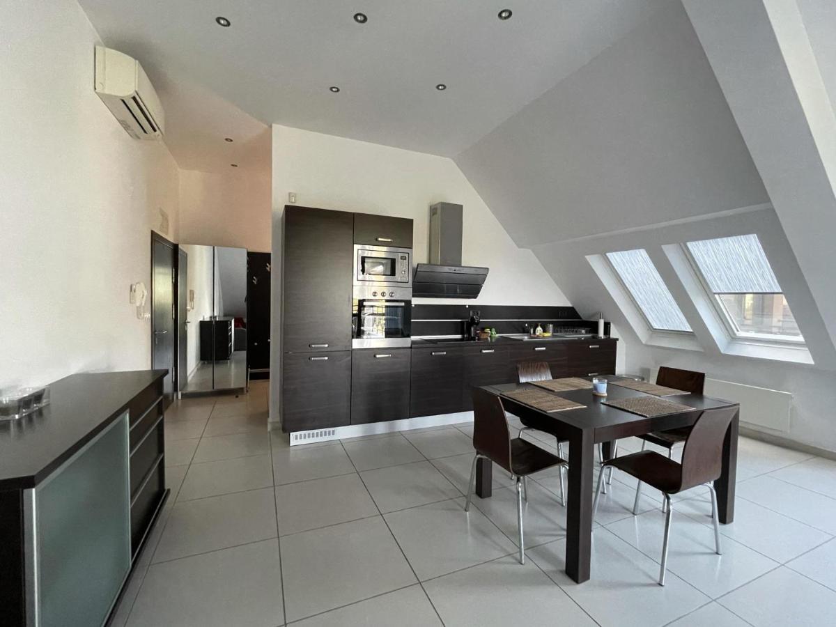 Stunning 2-Bed Apartment In Sea Resort Varna Saints Constantine and Helena ภายนอก รูปภาพ